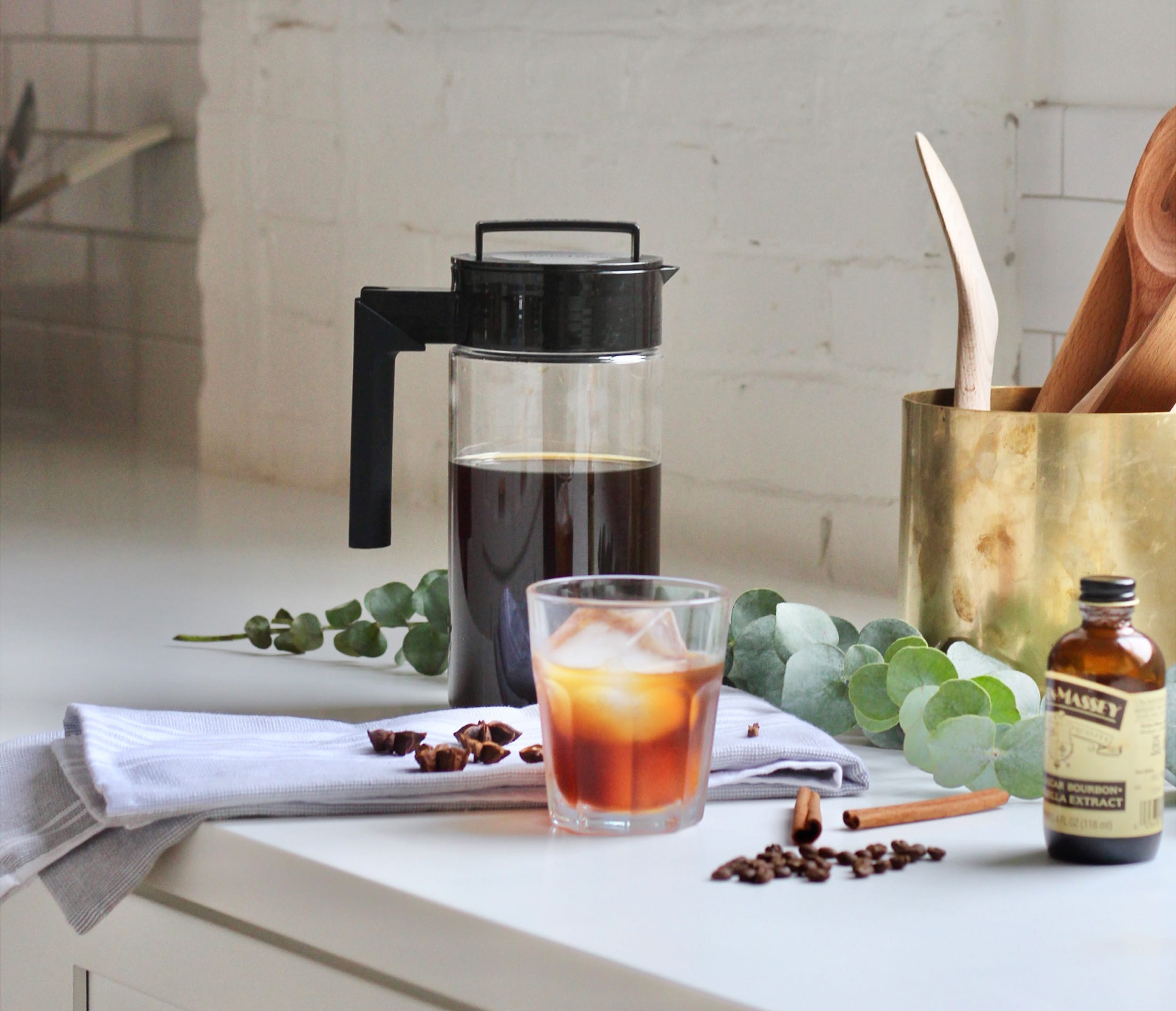 Takeya Cold Brew lifestyle photo